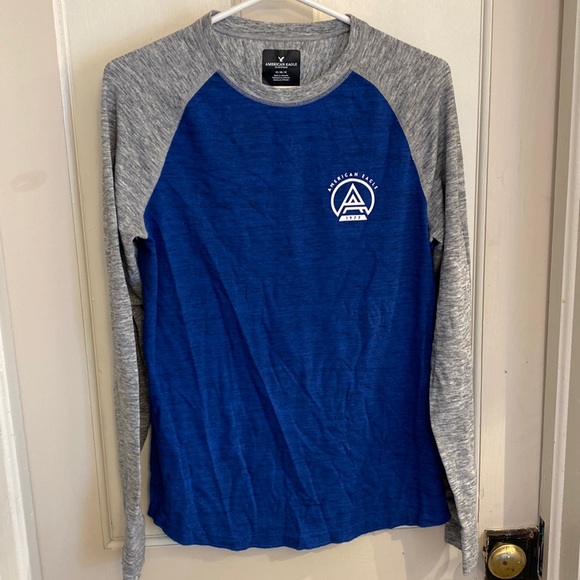 American eagle long sleeve baseball style tee - Picture 1 of 3